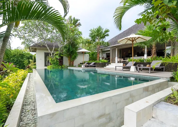 Bodhi Kulture - 5br Tropical Estate With Huge Infinity Pool In تْشانغو