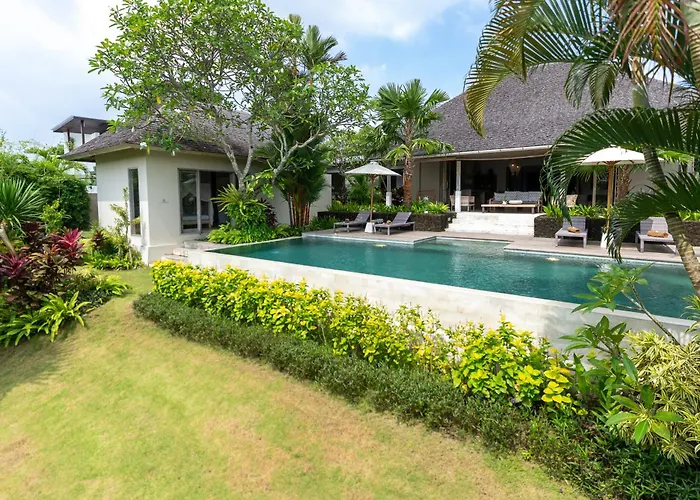 Bodhi Kulture - 5br Tropical Estate With Huge Infinity Pool In Villa
