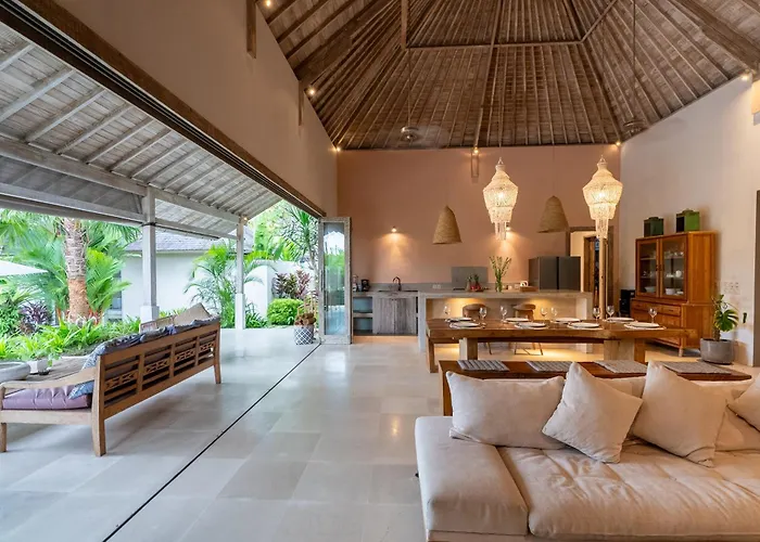 Villa Bodhi Kulture - 5br Tropical Estate With Huge Infinity Pool In Canggu (Bali)
