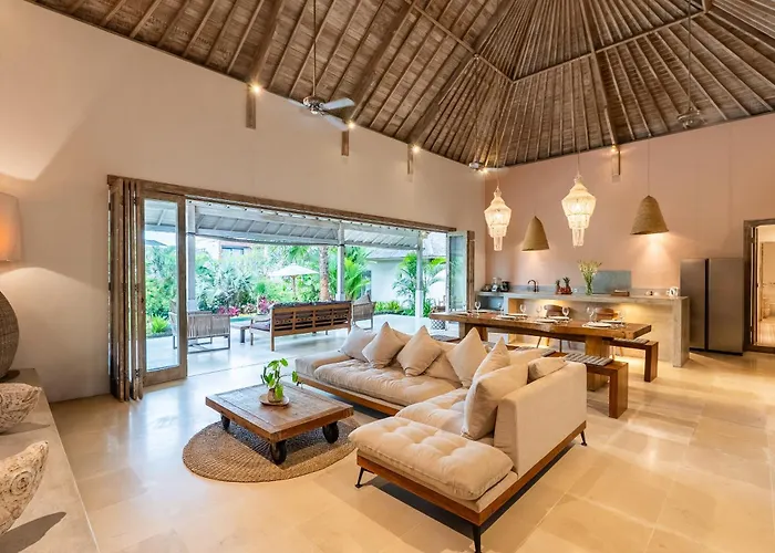 Bodhi Kulture - 5br Tropical Estate With Huge Infinity Pool In فيلة