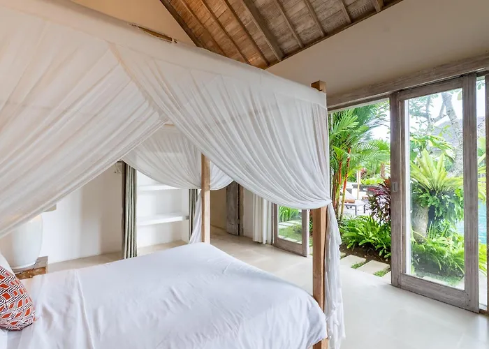 Bodhi Kulture - 5br Tropical Estate With Huge Infinity Pool In Villa Canggu (Bali)